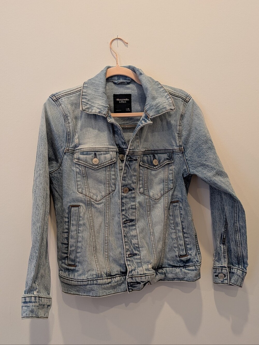 Abercrombie & Fitch Washed Light Blue Denim Trucker Jacket XS - Stretch